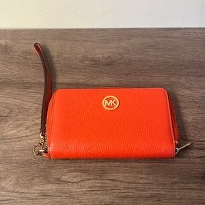 Michael Kors wristlet/wallet